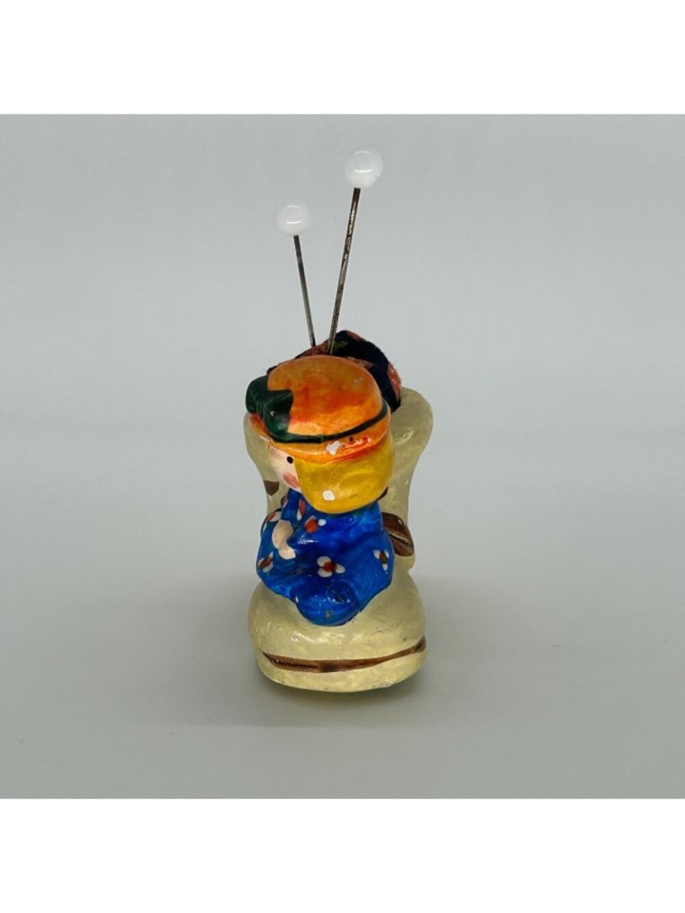 Vintage Pin Cushion Ceramic Tiny Boot with Doll Miniature 1950s Japan Sewing Kit - Picture 4 of 9